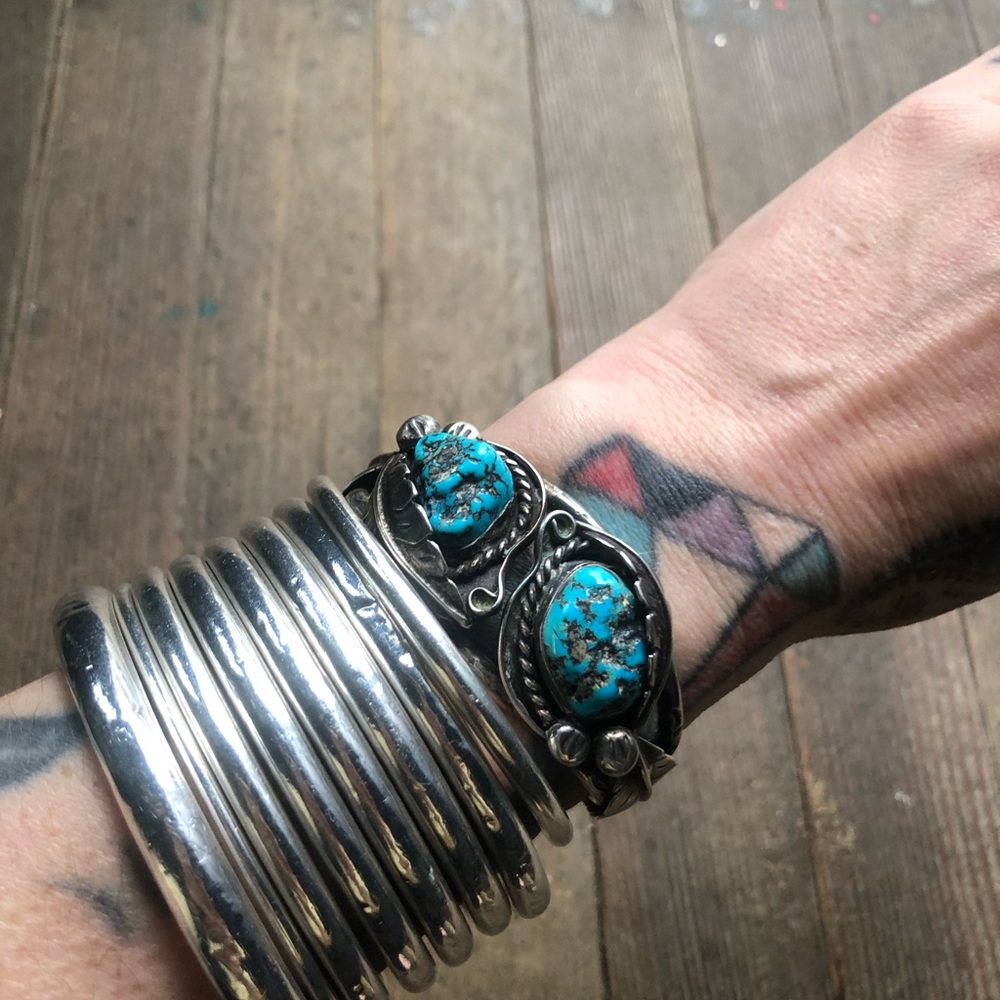 Vintage chunky turquoise cuff - Picture 7 of 8